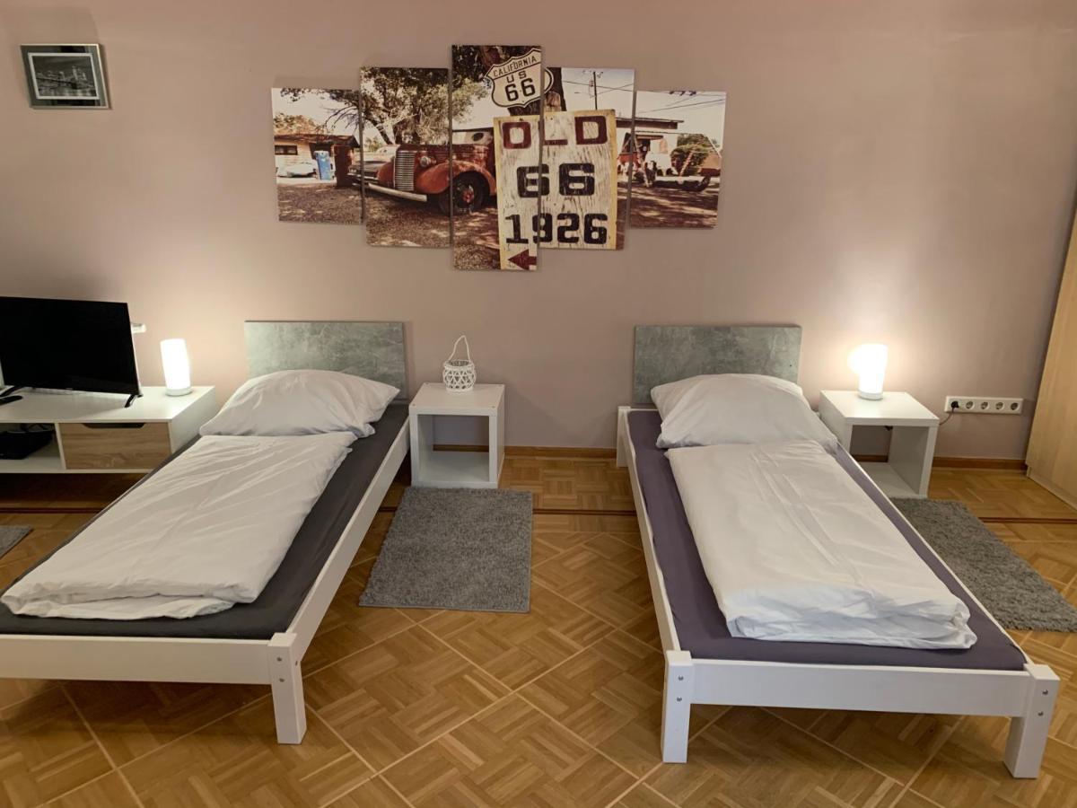 Aschaffapartment 4 Schlafzimmer Bis 10 Personen Bei Aschaffenburg Mainaschaff Exterior photo